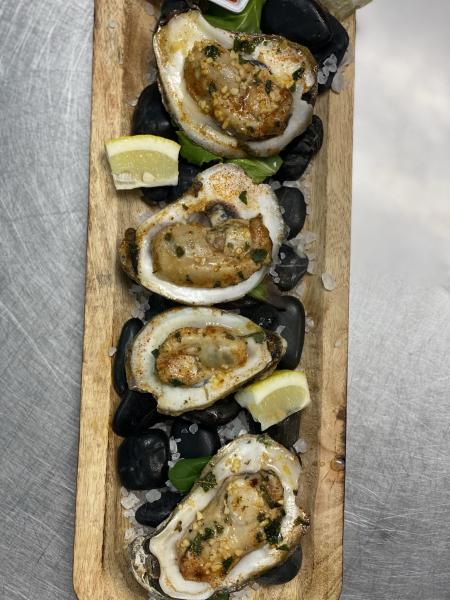 Oysters on 1/2 Shell